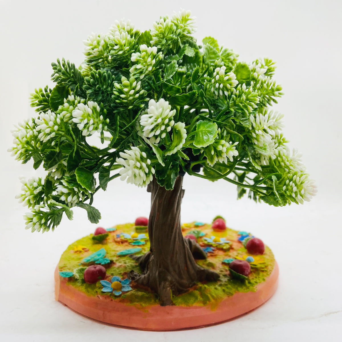 Rakakart--tiny APPLE GARDEN//inspired by nature-beautifully designed craftpiece