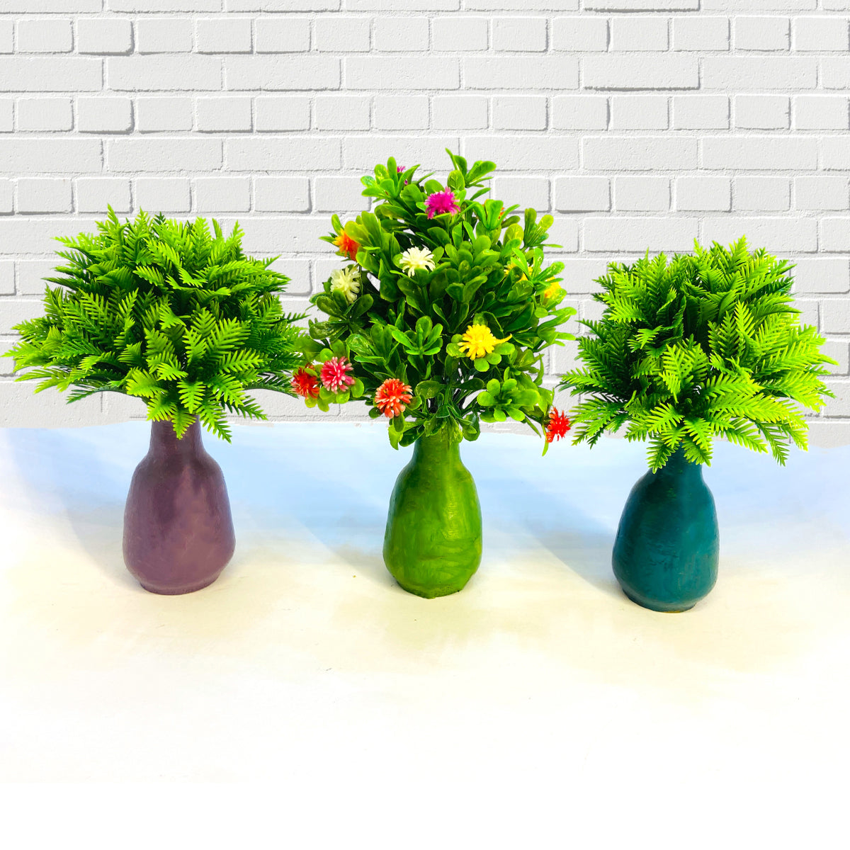 Rakakart- Clay Flower Pot/Vase, Decorative Showpiece.